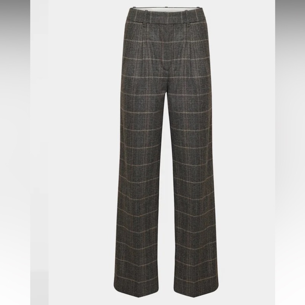 NWT Aritzia Effortless Pants